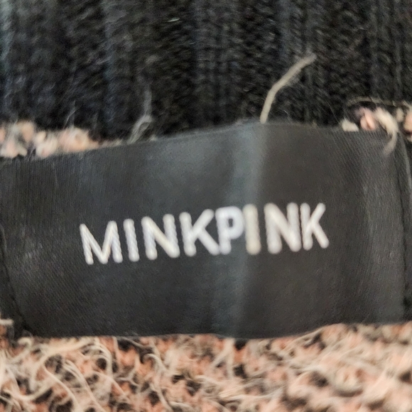 Mink Pink Fuzzy Leopard Print Oversized Cropped Sweater Size Large - Picture 6 of 8